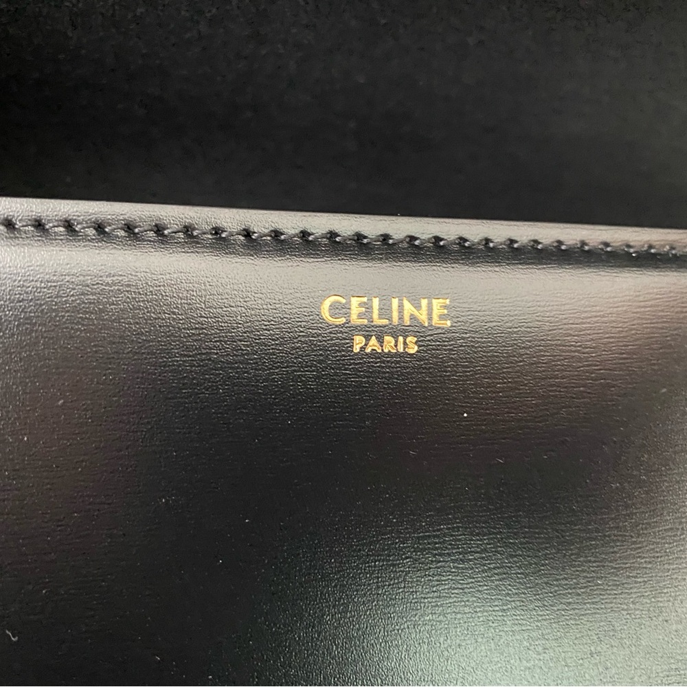 (SOLD)Celine Triomphe Bag (Medium) - Picture 5 of 12